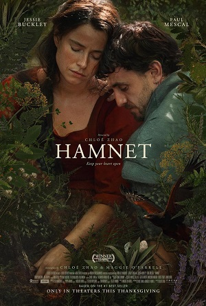 الفيلم يربط بين الفقد الشخصي وخلق الفن، موضحا كيف يمكن للمسرح أن يكون وسيلة للتعبير عن الألم والذكريات
